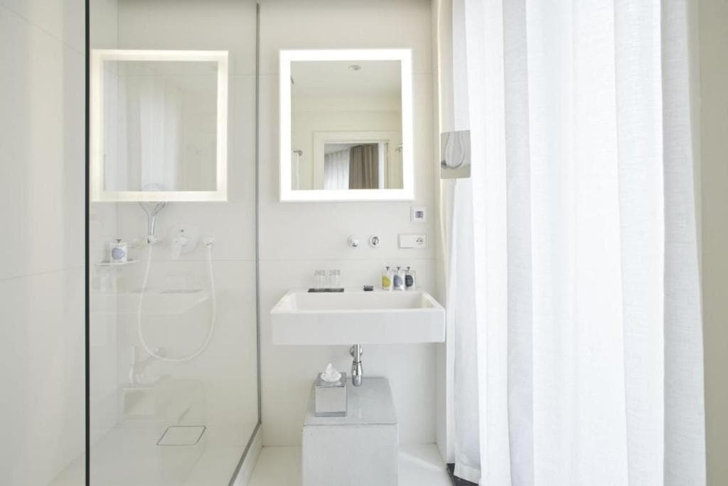 9Hotel Sablon