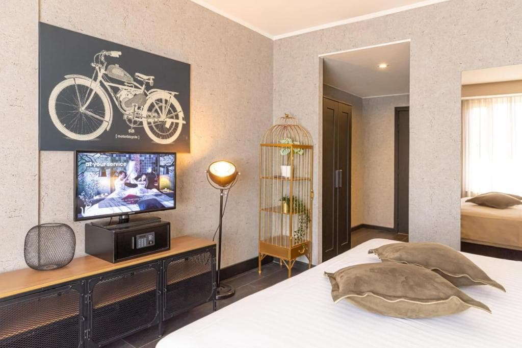 M Hotel