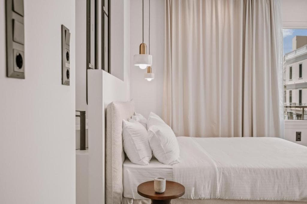 Plānis Str Urban Suites by Semavί