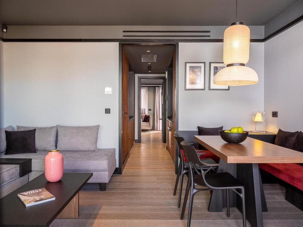 3 Pines Design Living