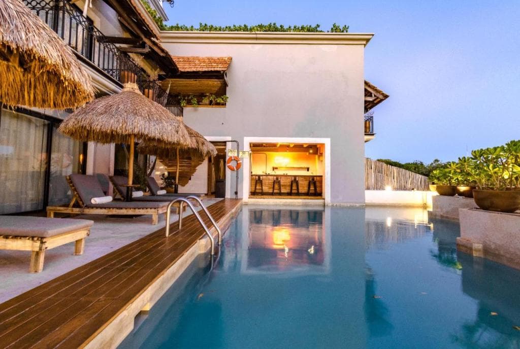 Caribbean Paradise Hotel & Spa - 5th Avenue