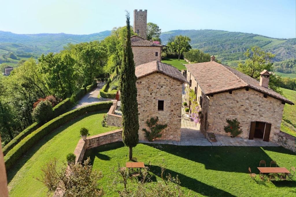 Castello di Viano