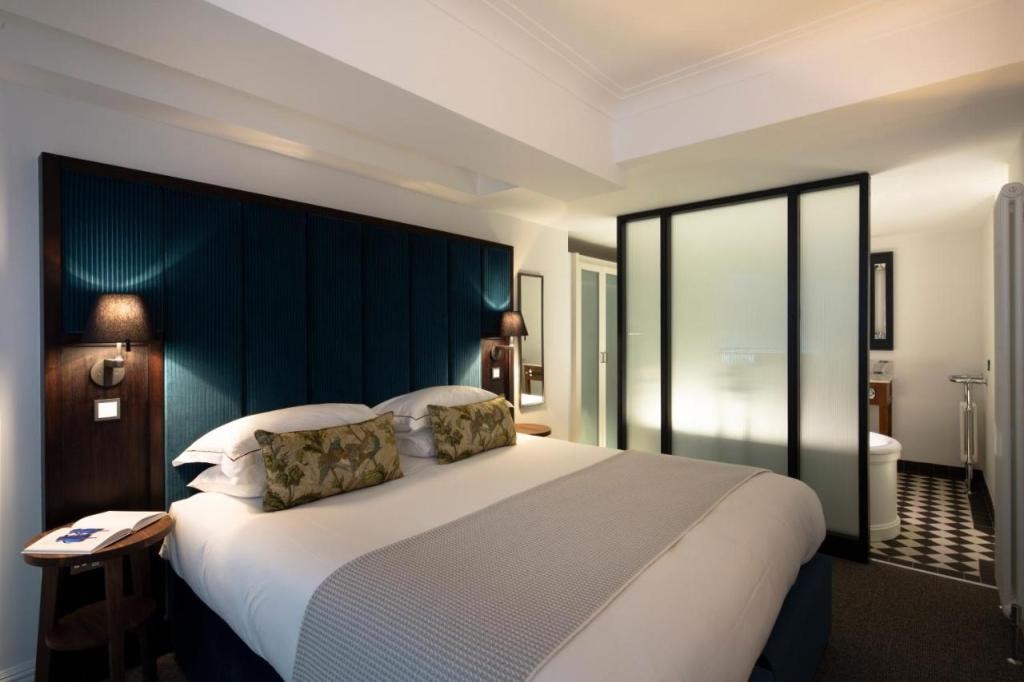 Cheval The Edinburgh Grand