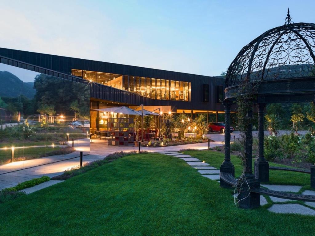 Manna Resort