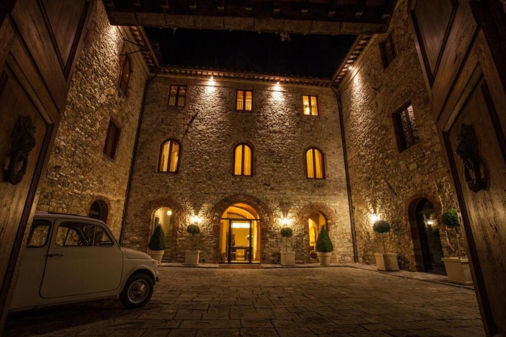 Castello La Leccia