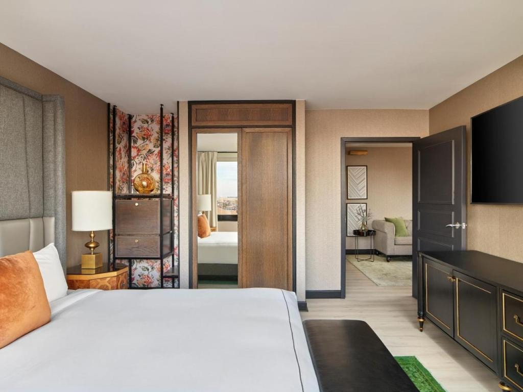 Viceroy Washington DC