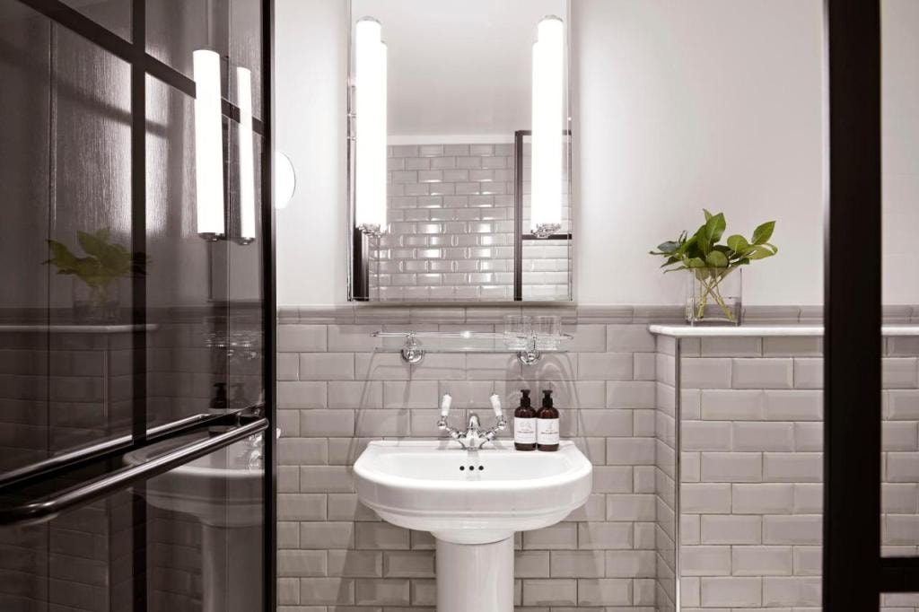 Kimpton Fitzroy London by IHG
