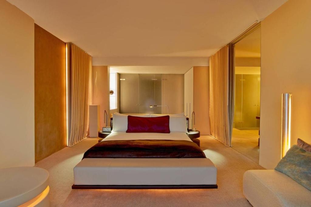 W Barcelona
