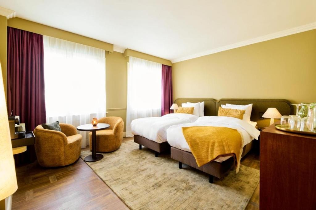 ARQ Paleis Hotel