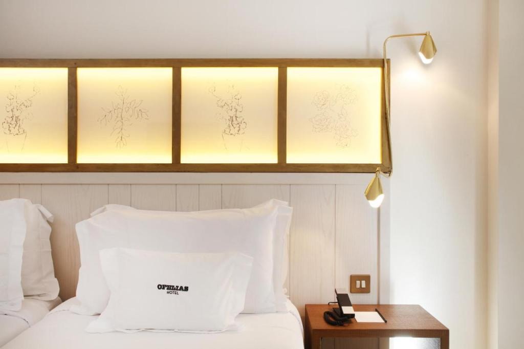 Ofelias Hotel 4Sup