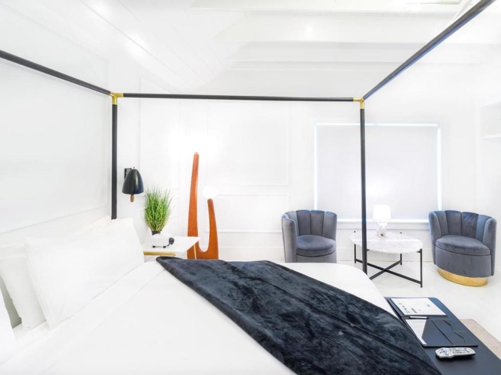 American Beech Hotel