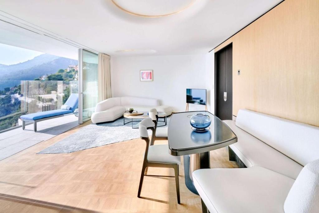 The Maybourne Riviera, Maybourne