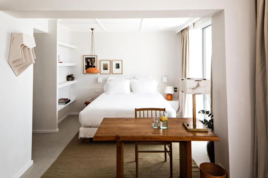 Les Roches Rouges, a Beaumier hotel