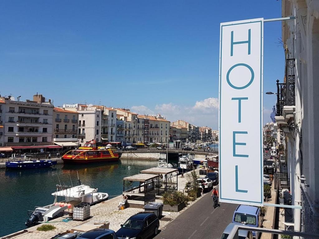 Hôtel L'orque Bleue