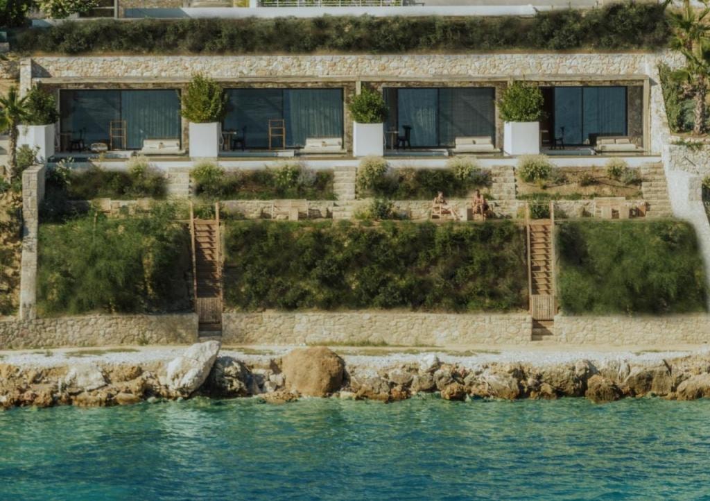 Amethyst Selene Paleros Couple's Hideaway