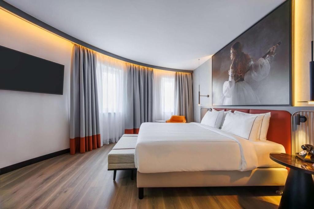 Radisson RED Berlin Kudamm