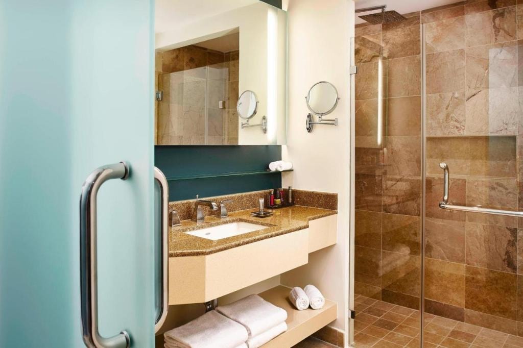 Marriott Puerto Vallarta Resort &amp; Spa, Puerto Vallarta, Marina Puerto Vallarta