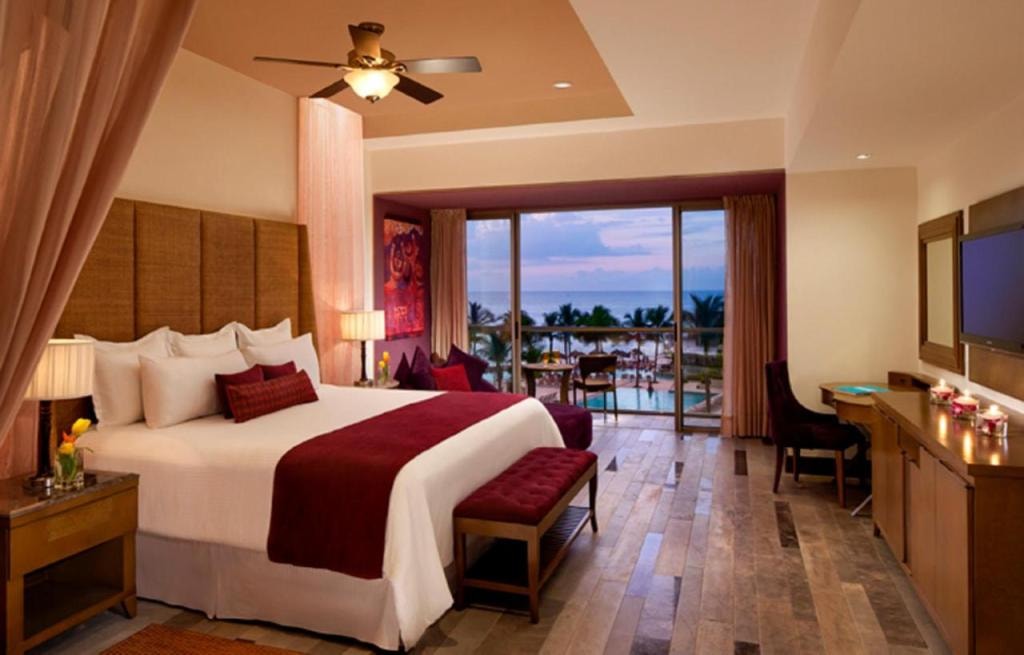 Secrets Vallarta Bay Resort &amp; SPA - Adults Only, Puerto Vallarta, Hotel Zone