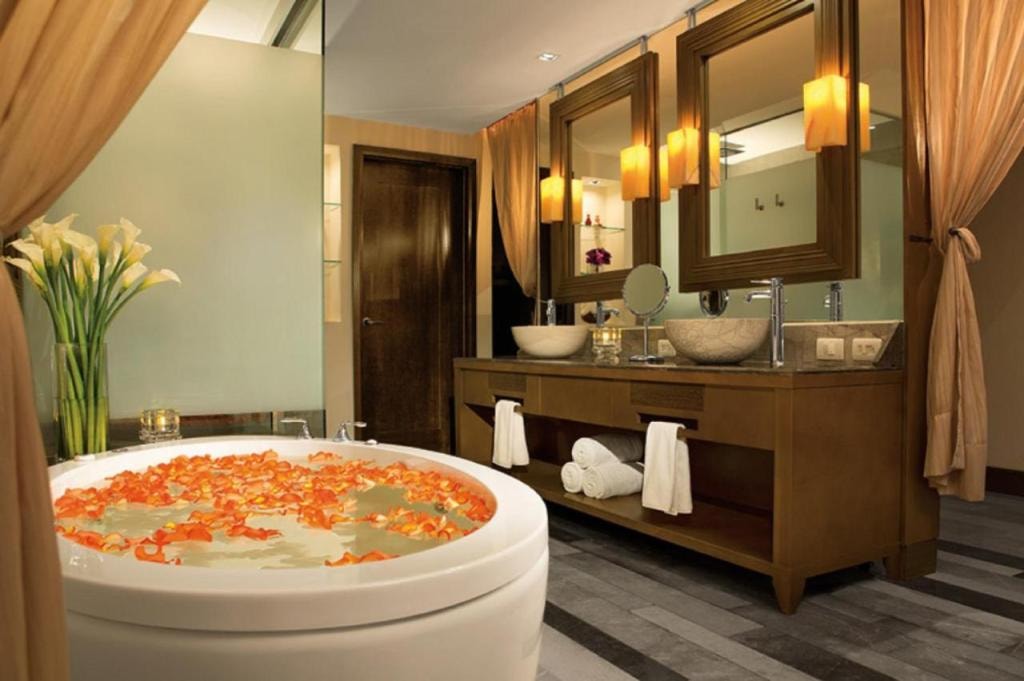 Secrets Vallarta Bay Resort &amp; SPA - Adults Only, Puerto Vallarta, Hotel Zone
