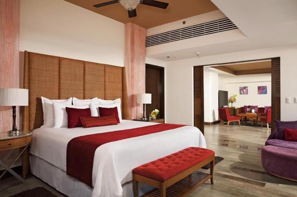 Secrets Vallarta Bay Resort &amp; SPA - Adults Only, Puerto Vallarta, Hotel Zone