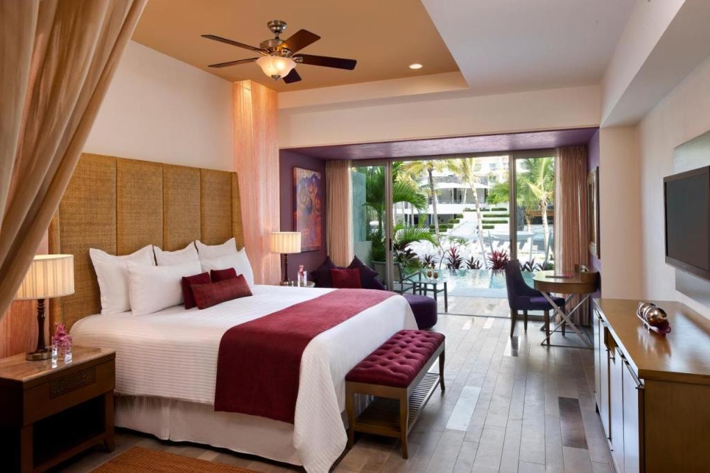 Secrets Vallarta Bay Resort &amp; SPA - Adults Only, Puerto Vallarta, Hotel Zone