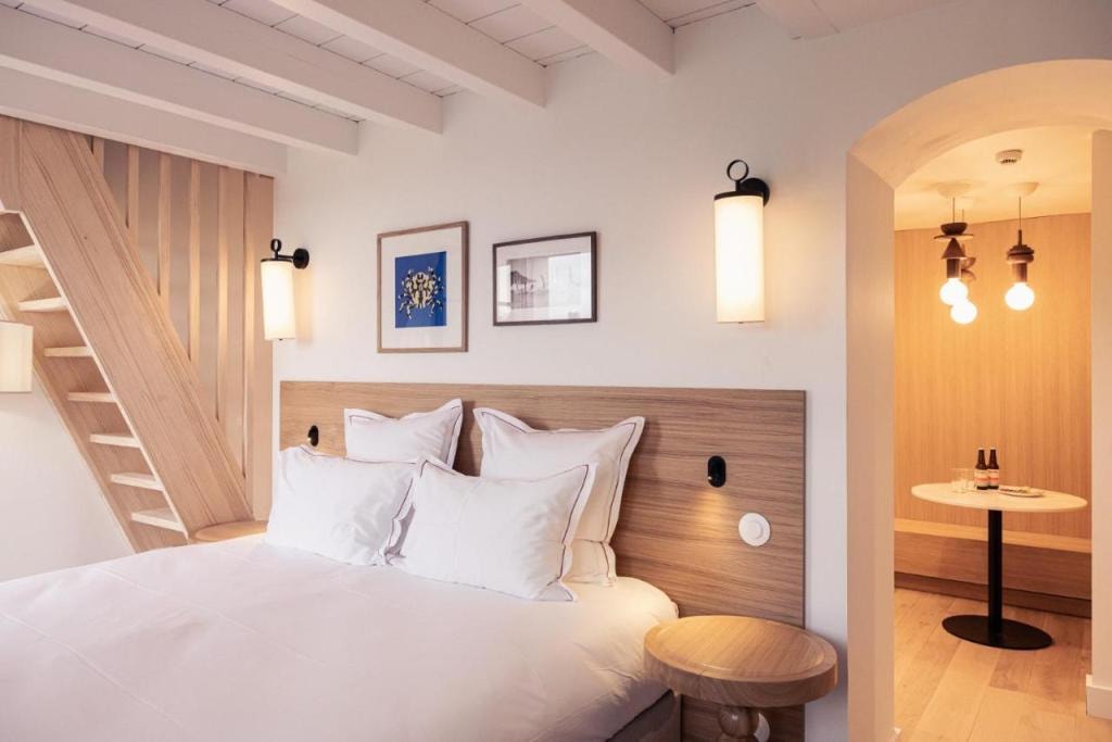 Hôtel INDARRA & SPA - Piscine, Arbonne