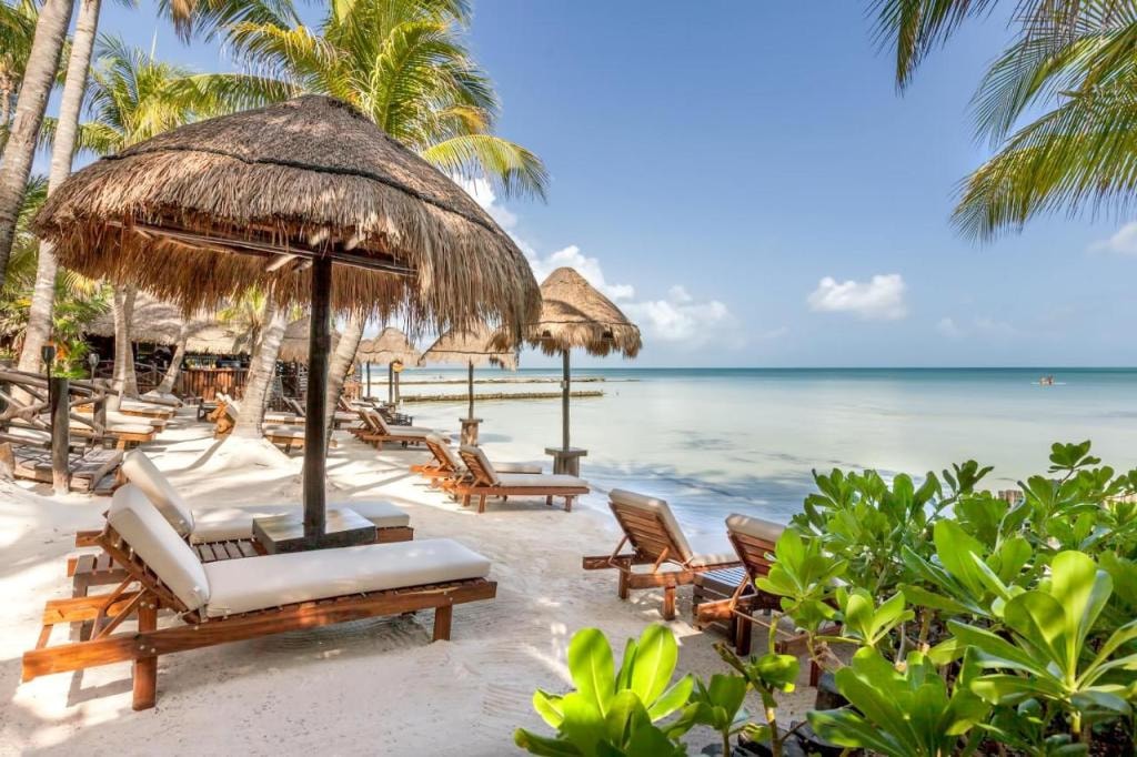 Beachfront Hotel La Palapa - Adults Only