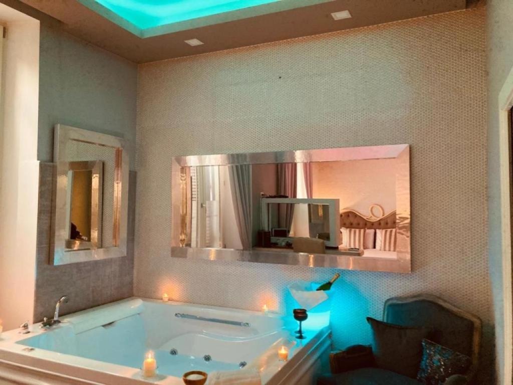 Corso Boutique Luxury Rooms