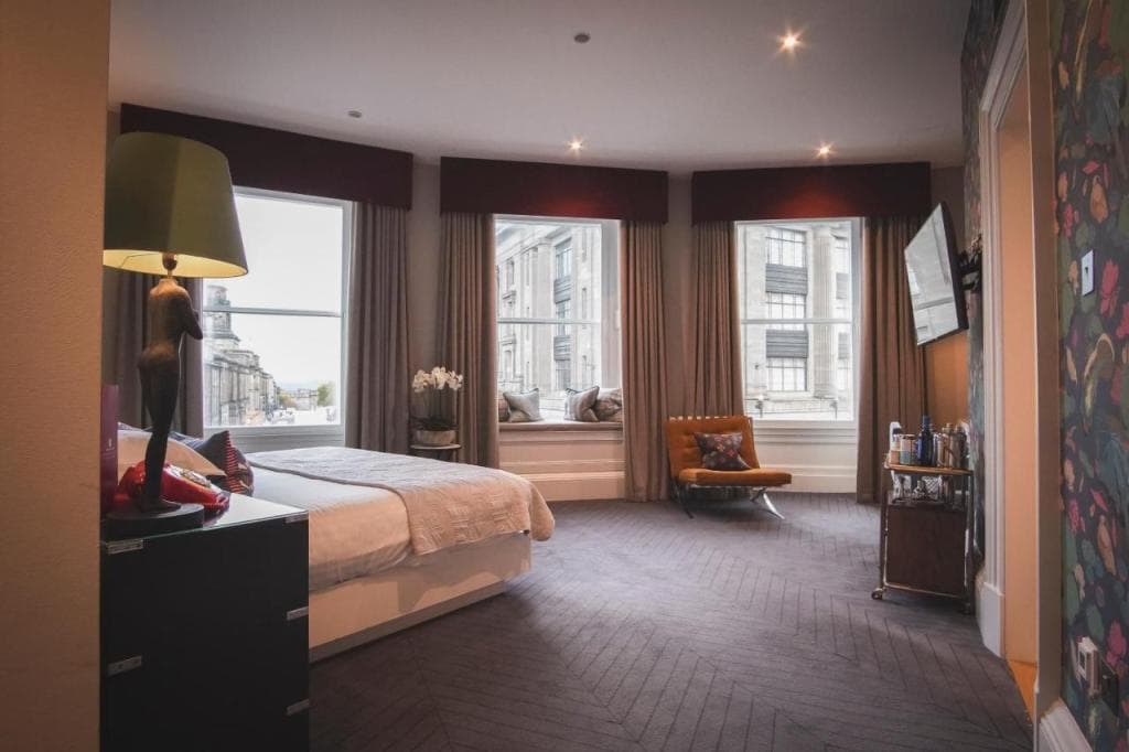 The Rutland Hotel & Apartments