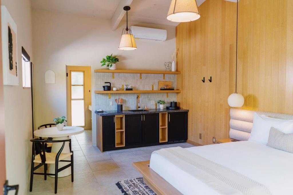 Azure Sky Hotel - Adults Only - A Town & Desert Boutique Hotel