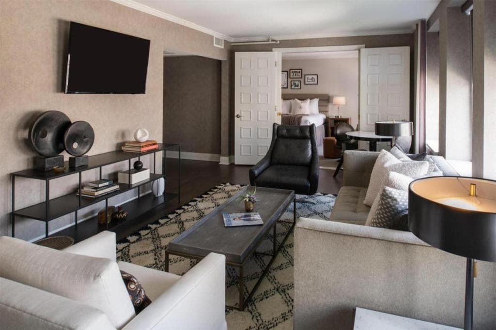 Claridge House Chicago, Tapestry Collection by Hilton