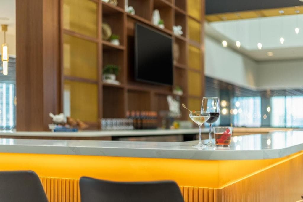 voco Chicago Downtown - Riverwalk by IHG