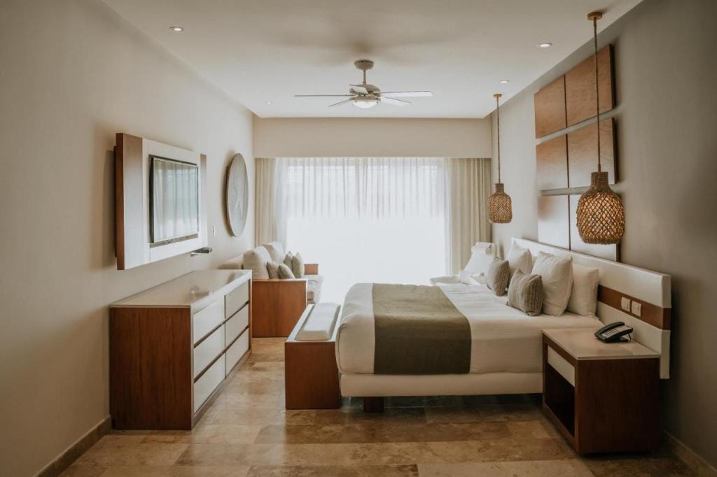 The Reef 28 Hotel & Spa - Luxury Adults Only - All Suites - With Optional All Inclusive