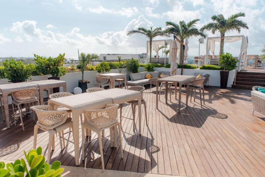 The Reef 28 Hotel & Spa - Luxury Adults Only - All Suites - With Optional All Inclusive