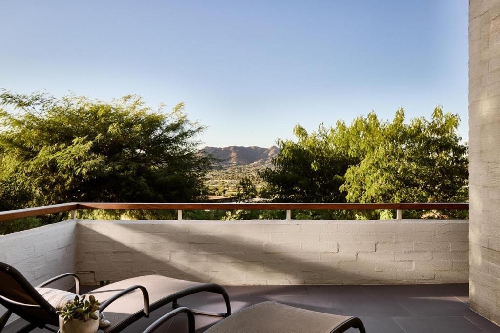 Sanctuary Camelback Mountain, A Gurney's Resort and Spa