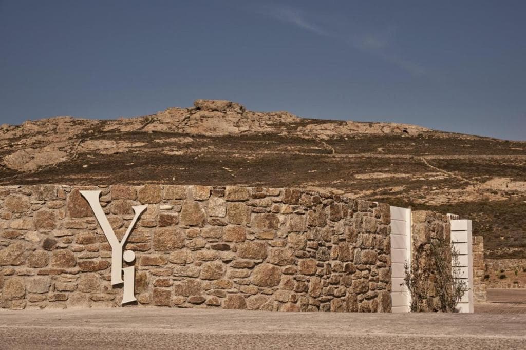 Yi Hotel Mykonos