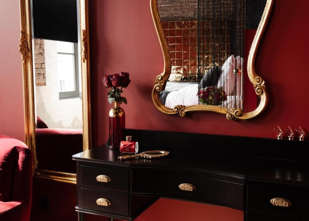 Cousins Boutique Hotel