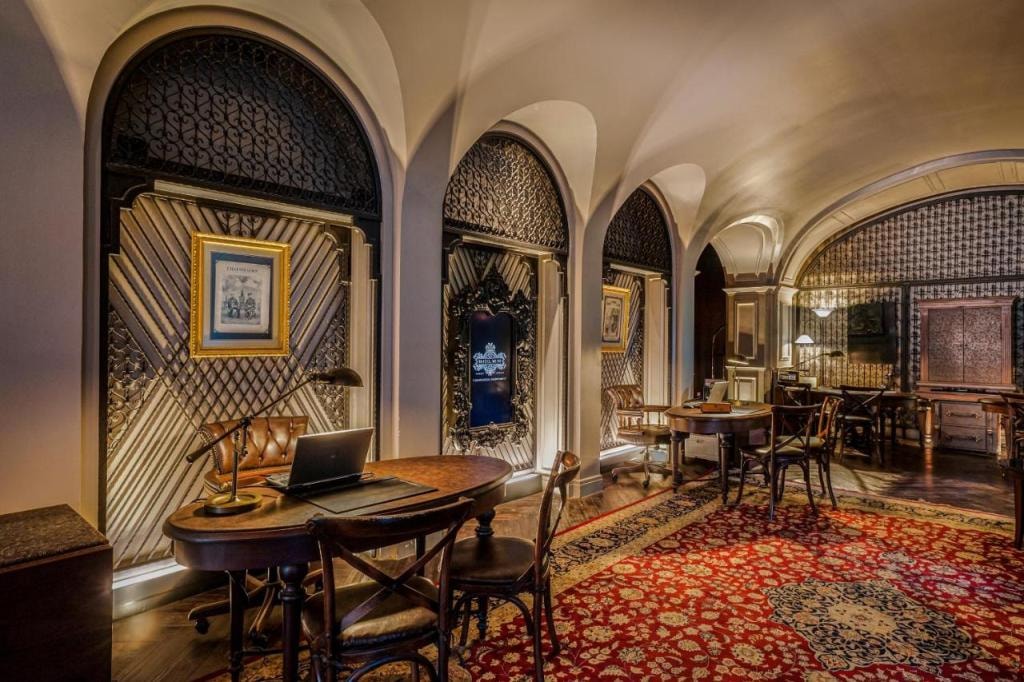 Hotel Muse Bangkok, Autograph Collection