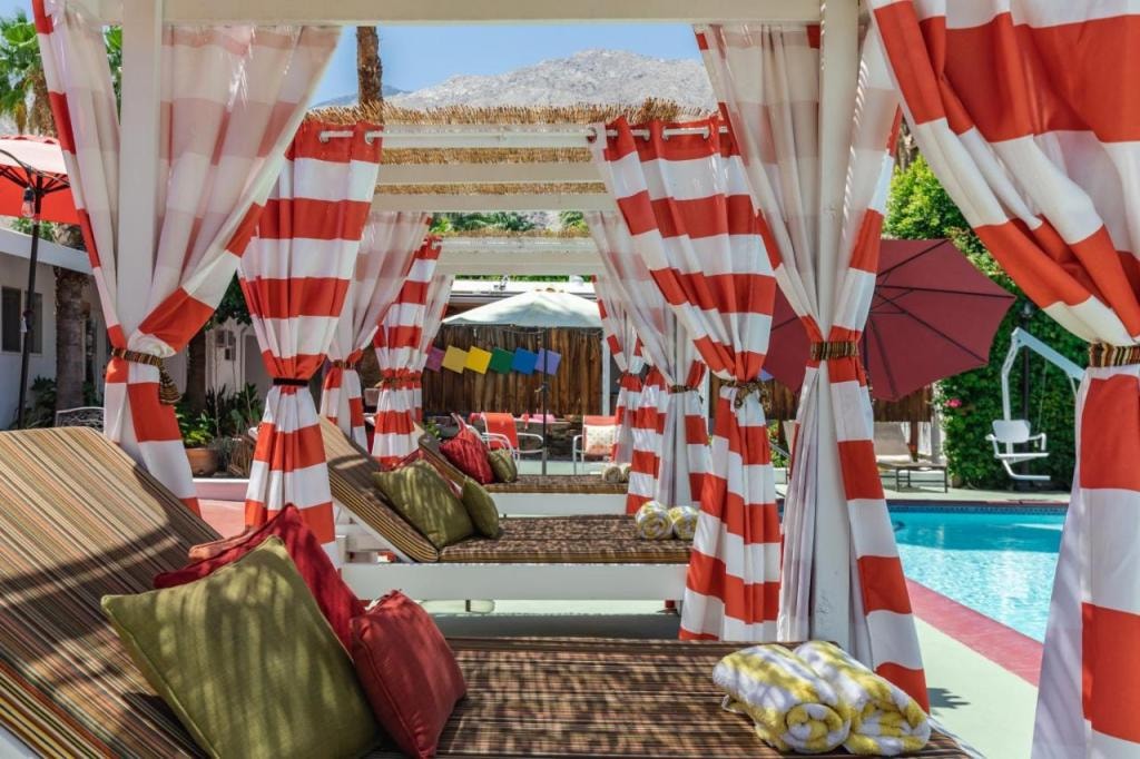 Float Palm Springs - Adults Only