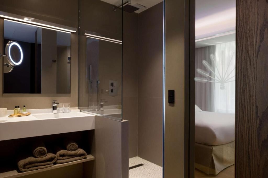 Hotel L'Arbre Voyageur - LILLE