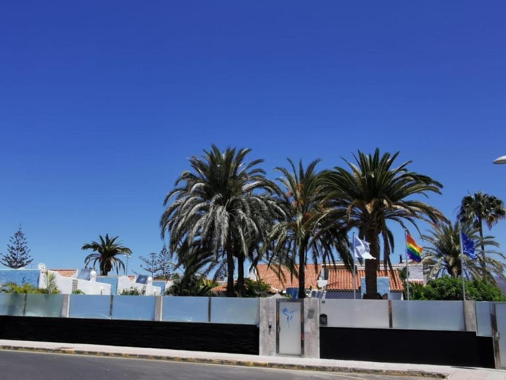 Birdcage Gay Men Resort and Lifestyle Hotel