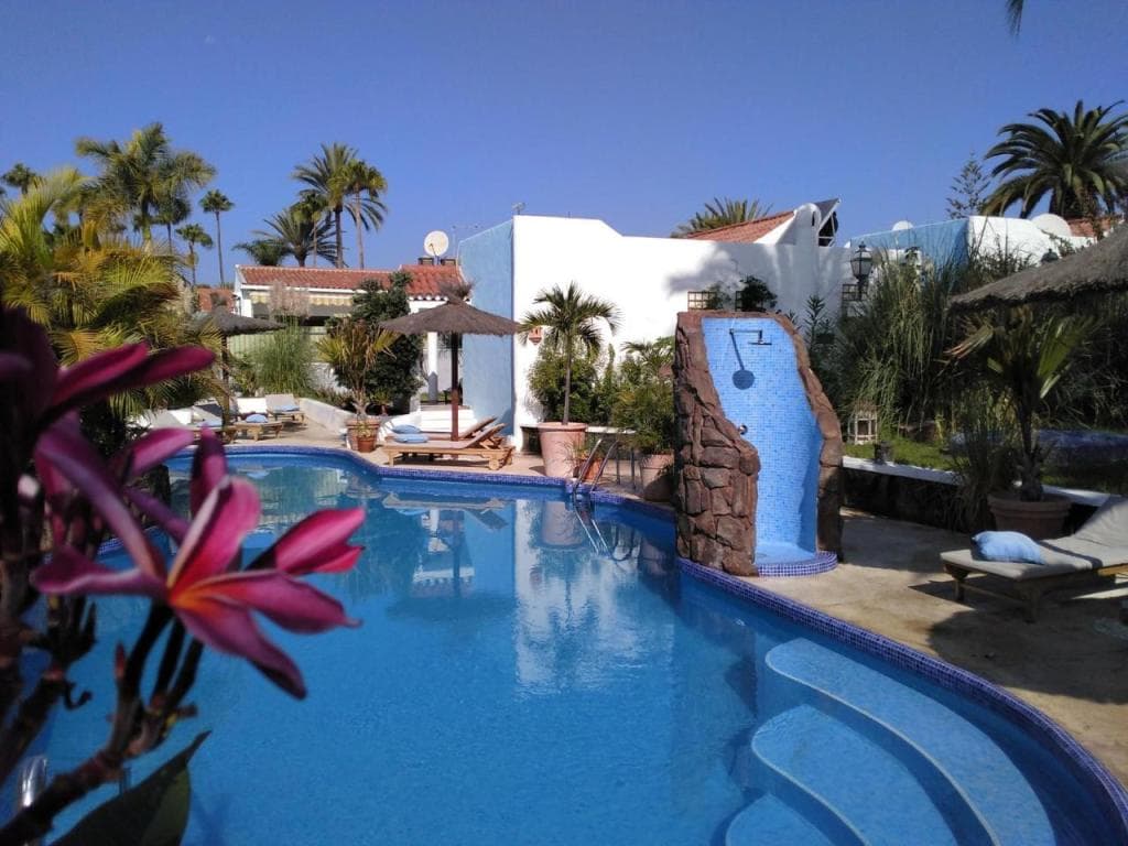Birdcage Gay Men Resort and Lifestyle Hotel